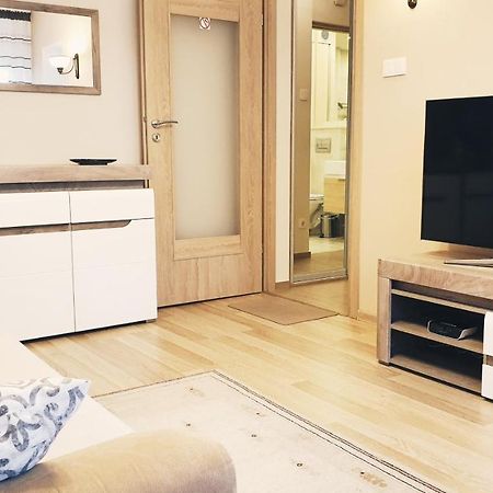 Studio City Centre Lutomierska Manufaktura Λοτζ Εξωτερικό φωτογραφία